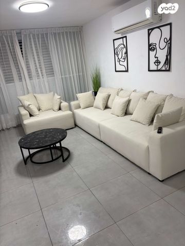 קרן היסוד 24