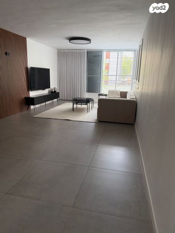 אריה בן אליעזר 13