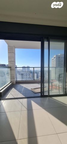 דליה רביקוביץ' 7