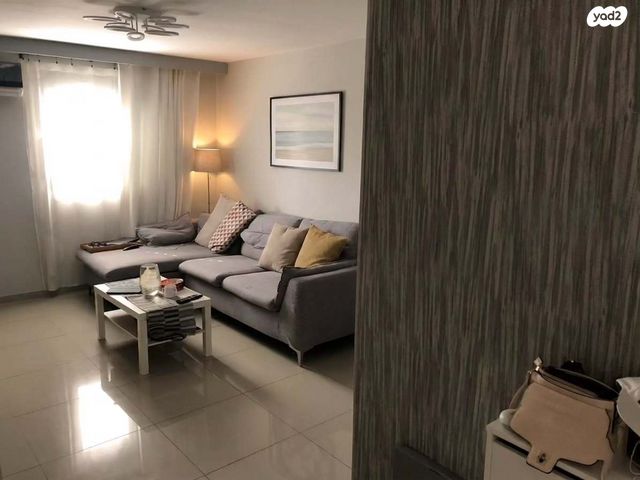 משה יוליש 12