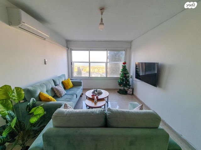 הבישוף חג'אר 2