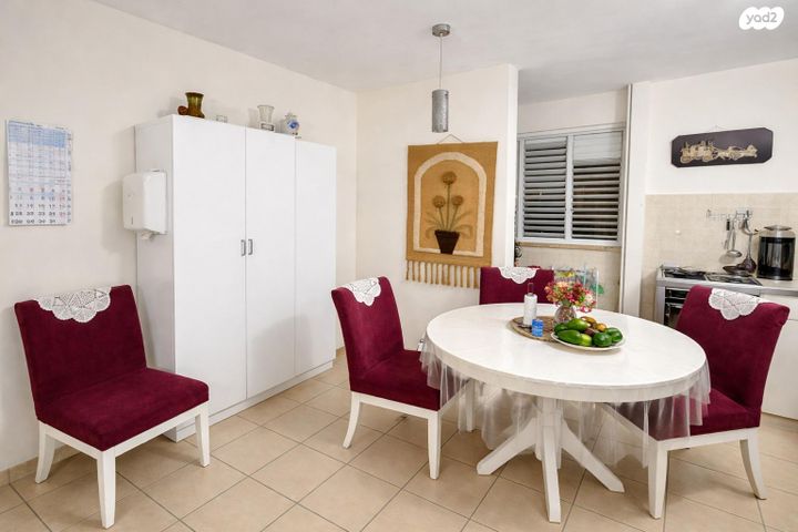 משורר השואה 10