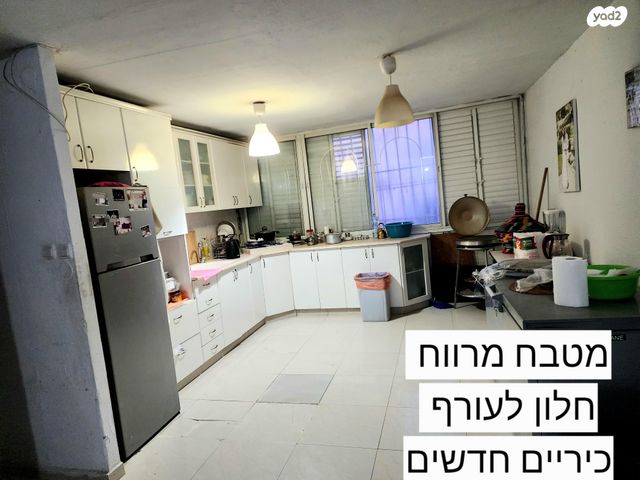 שדרות זלמן שניאור 28