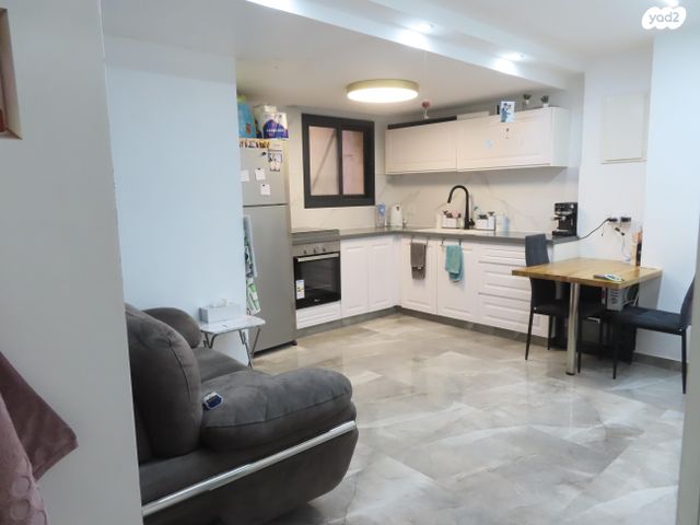 יחזקאל הנביא 67