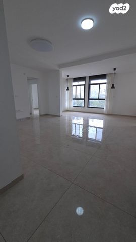 שדרות מוריה 14