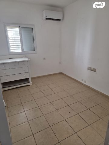 שדרות כצנלסון 11