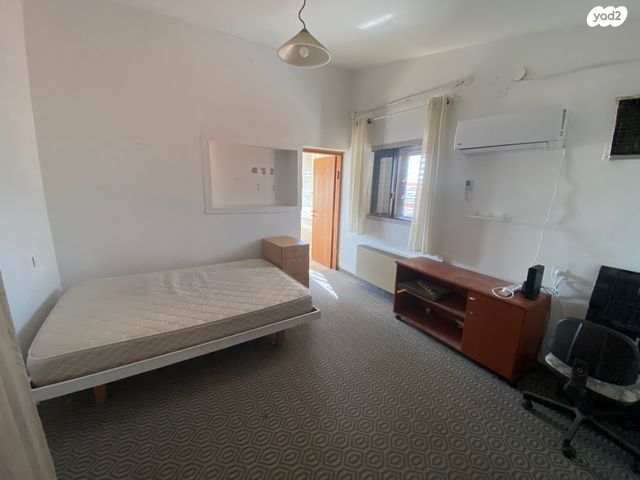 קמיל הויסמנס 6