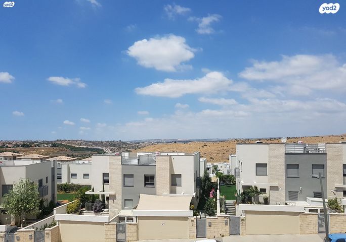 יוסי בנאי 81