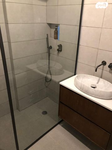 מבוא ערמון 5