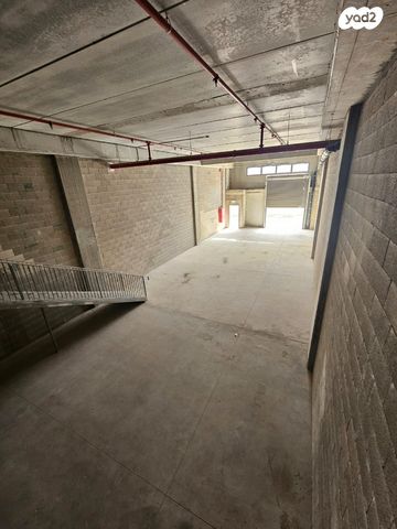 שדרות צורן 9