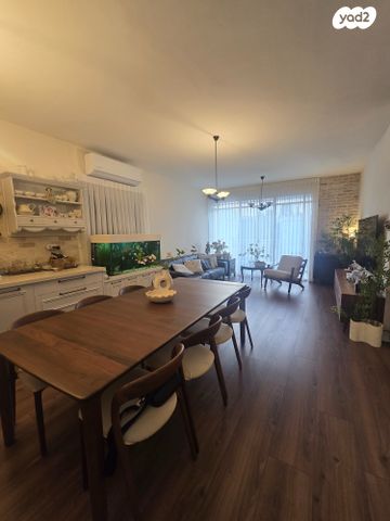 דירה, קרית חיים מזרחית, חיפה