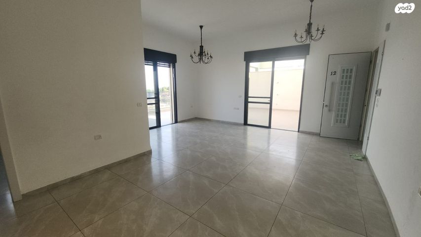 מרכז פרדס חנה