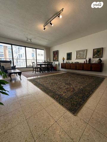 הצפון החדש - כיכר המדינה