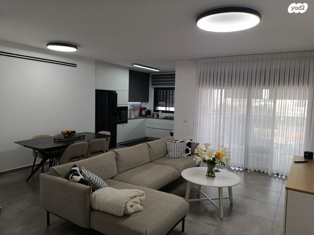 הרב זבולון גרז 