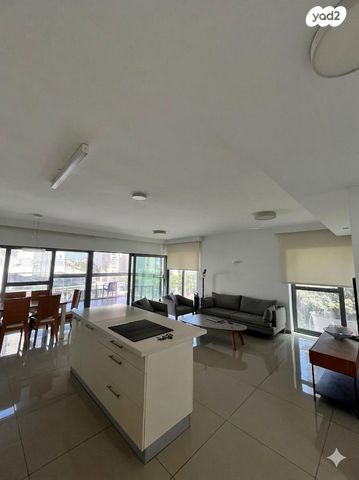 שדרות אבא חושי 