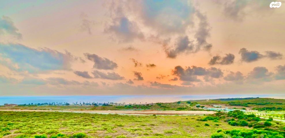 הגוש הגדול, רמת אביב החדשה, נופי ים