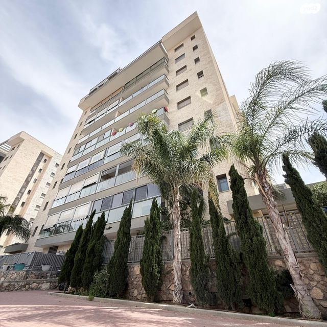 גג/ פנטהאוז