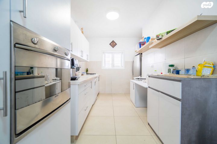 יהושע שטמפפר 82