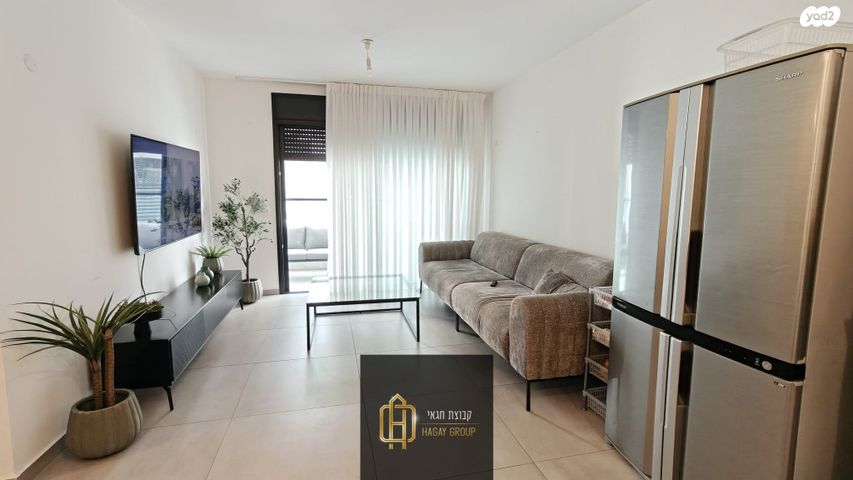 רפאל איתן 11