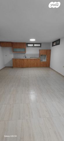 מאור עיניים 4