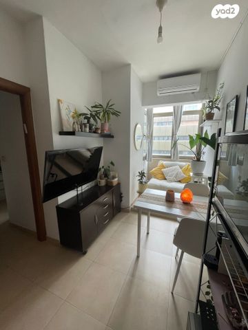 אבן גבירול 109