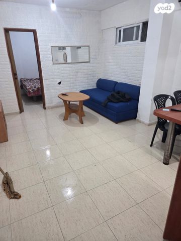 ז'בוטינסקי 20