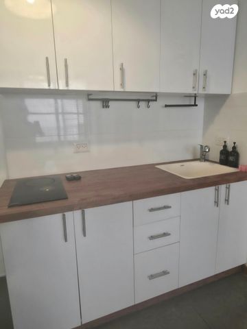 הרב עוזיאל 16