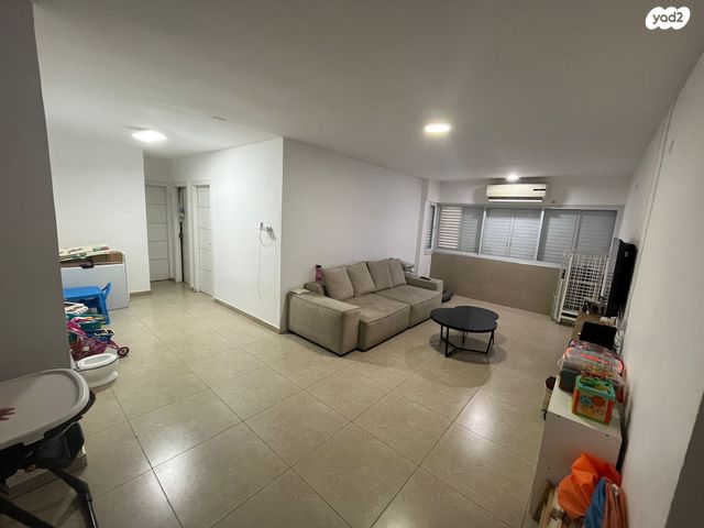 שדרות דוד המלך 19