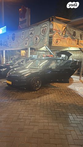 מודעת רכב טסלה מודל 3