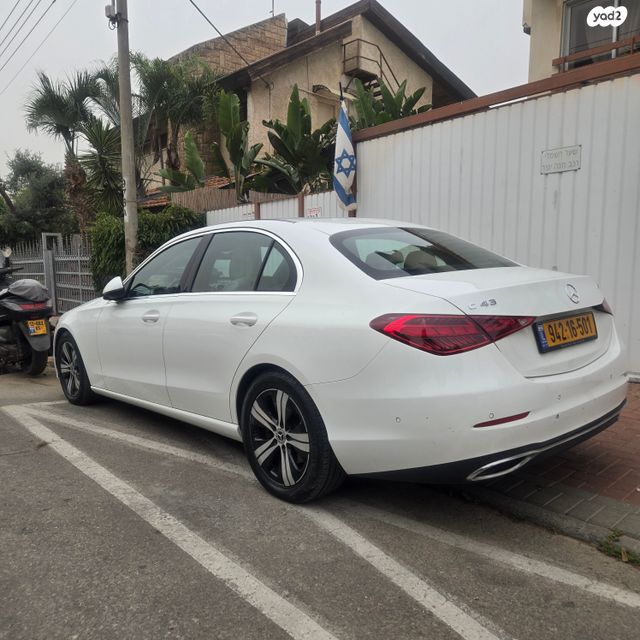 מודעת רכב מרצדס-בנץ C-class