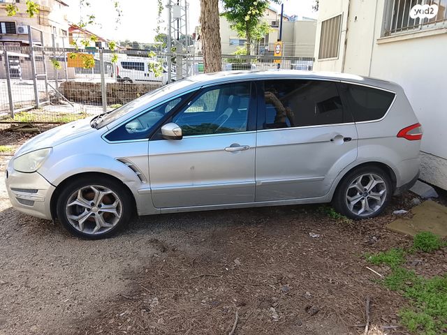 מודעת רכב פורד S-מקס