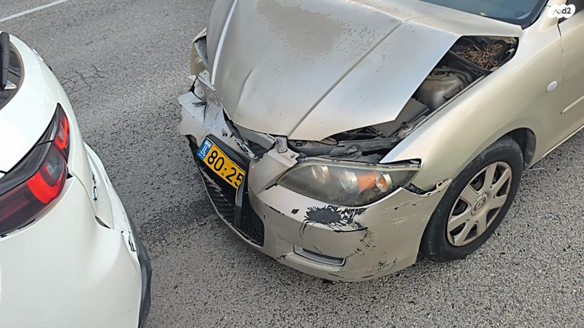 מודעת רכב מאזדה 3