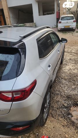 מודעת רכב קיה סטוניק