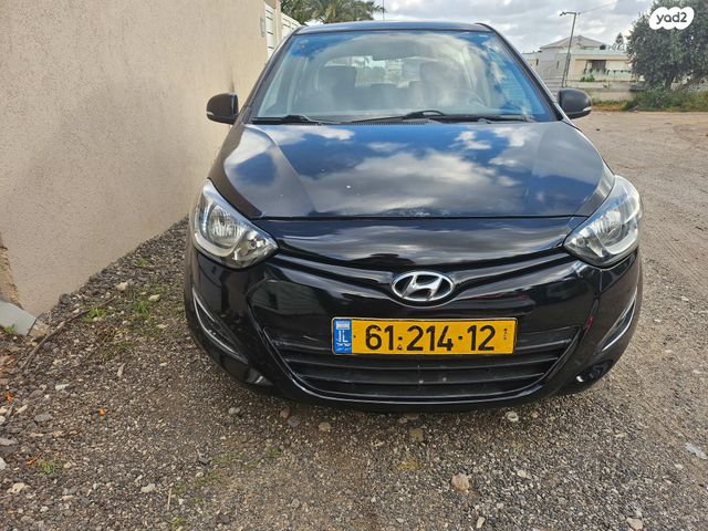 מודעת רכב יונדאי i20
