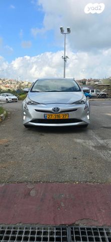 מודעת רכב טויוטה פריוס