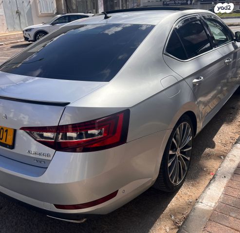 מודעת רכב סקודה סופרב