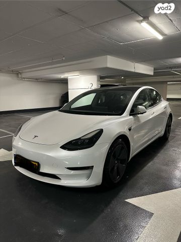 מודעת רכב טסלה מודל 3