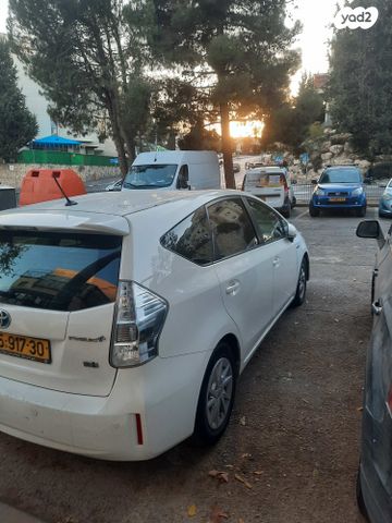 מודעת רכב טויוטה פריוס פלוס