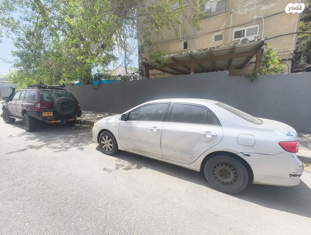 מודעת רכב טויוטה קורולה