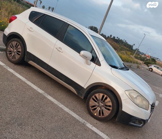 מודעת רכב סוזוקי קרוסאובר