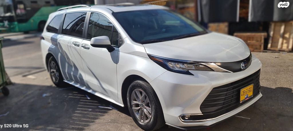 מודעת רכב טויוטה סיינה