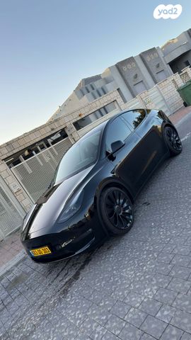 מודעת רכב טסלה מודל Y