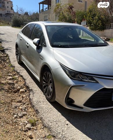 מודעת רכב טויוטה קורולה