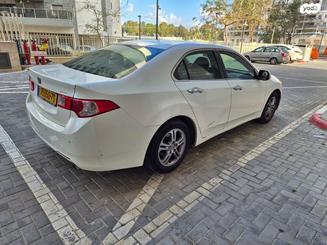 מודעת רכב הונדה אקורד