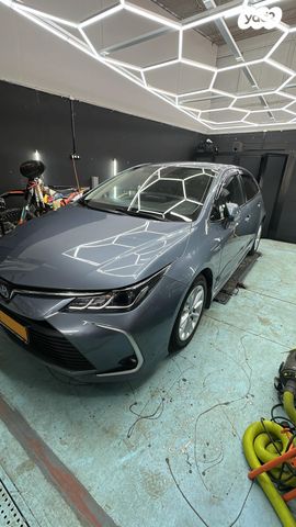 מודעת רכב טויוטה קורולה