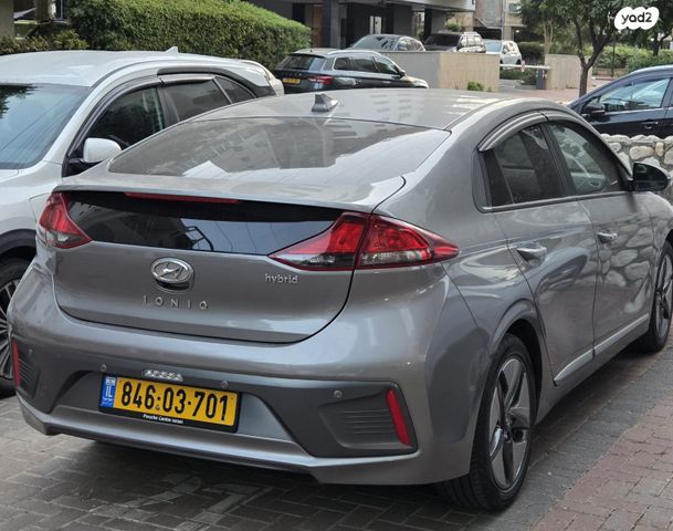 מודעת רכב יונדאי איוניק
