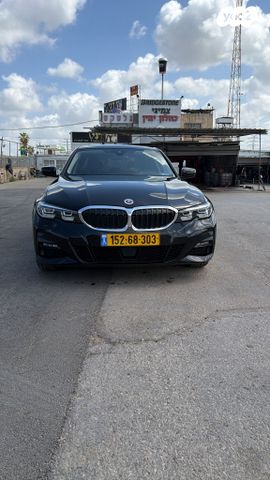 מודעת רכב ב מ וו סדרה 3