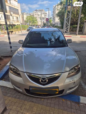 מודעת רכב מאזדה 3