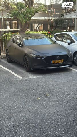מודעת רכב מאזדה 3
