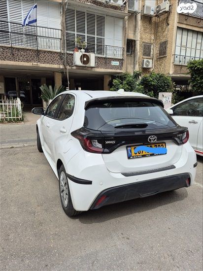 מודעת רכב טויוטה יאריס